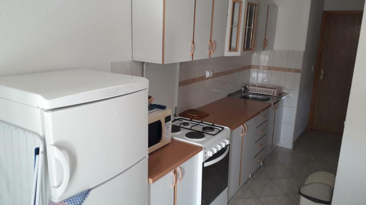 Apartment Hrgic Vir Bagian luar foto