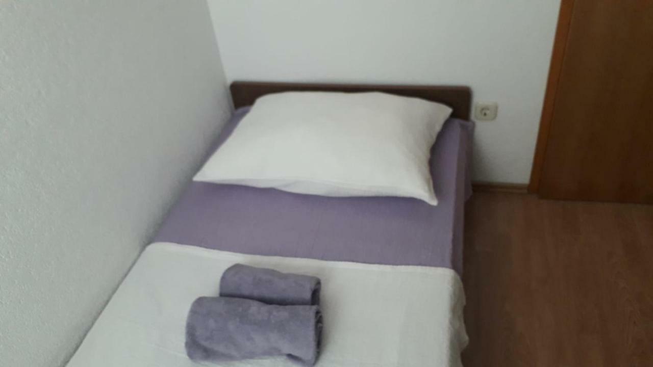Apartment Hrgic Vir Bagian luar foto